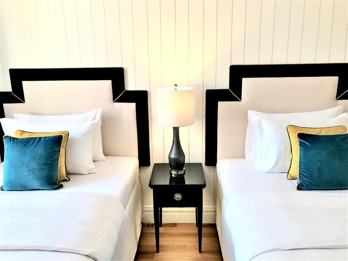 Mondrian Luxury Suites & Apartments Market Square IV Warschau Exterior foto