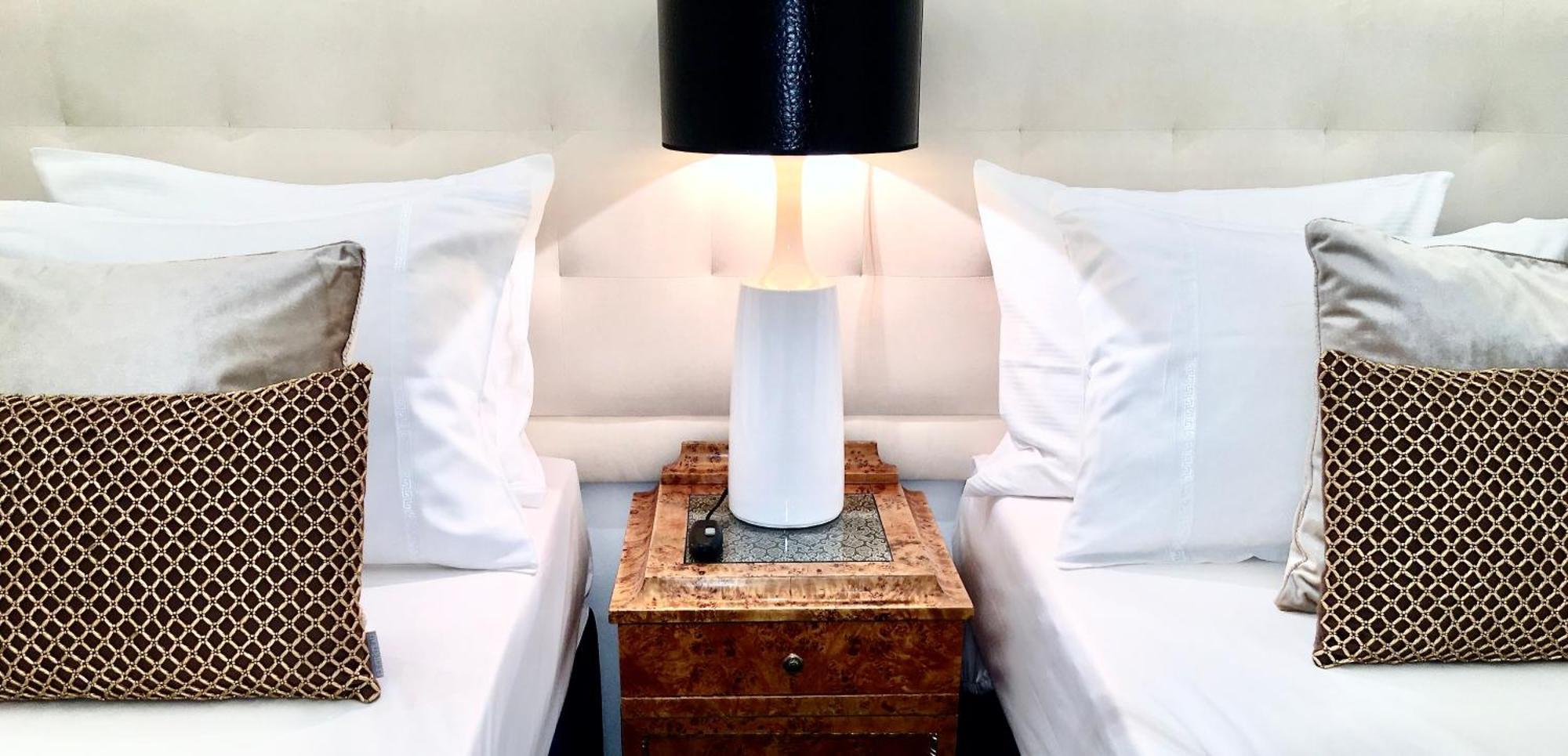 Mondrian Luxury Suites & Apartments Market Square IV Warschau Zimmer foto